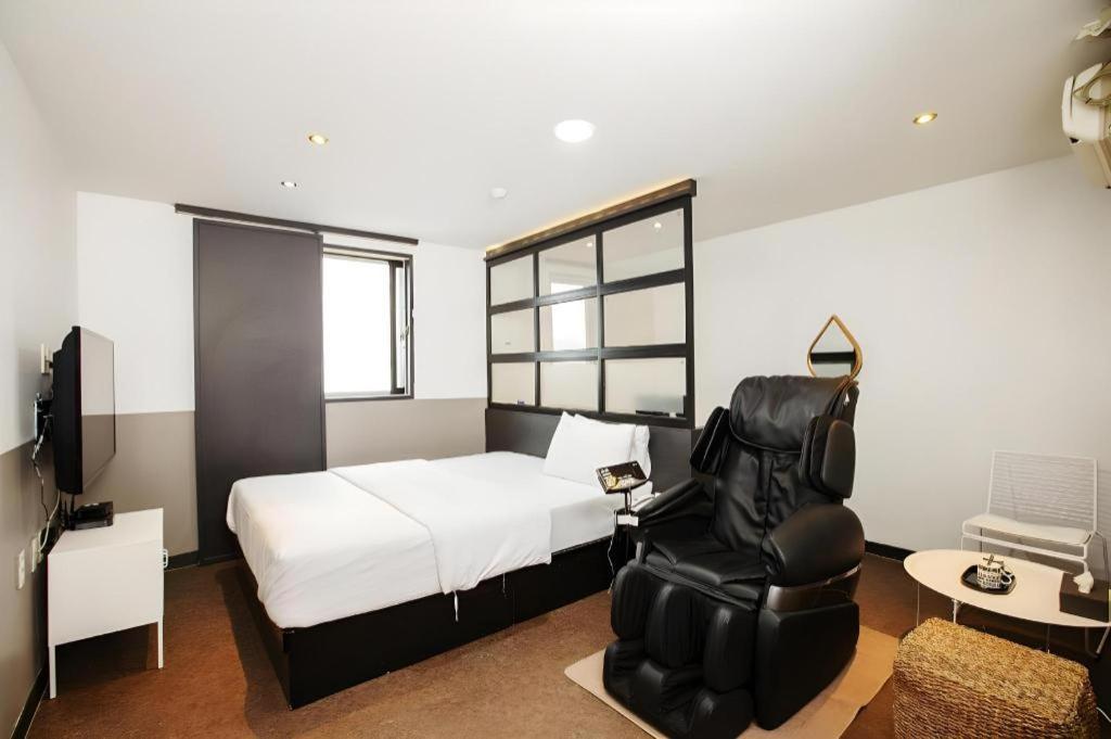 M7 Business Hotel Chilgok Exteriér fotografie