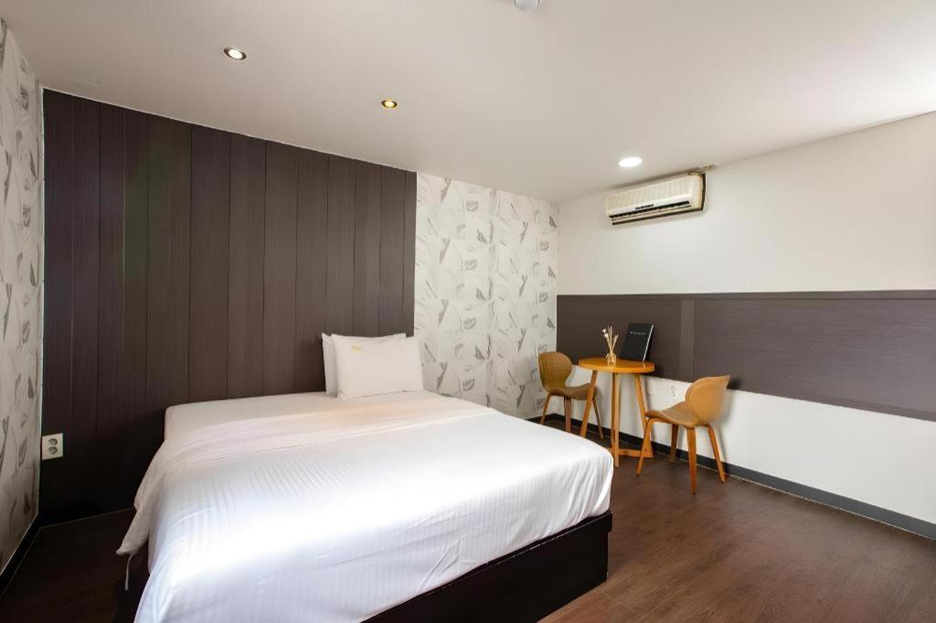 M7 Business Hotel Chilgok Exteriér fotografie