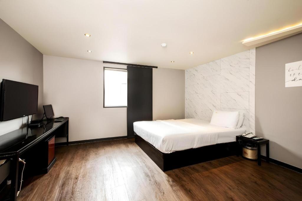 M7 Business Hotel Chilgok Exteriér fotografie