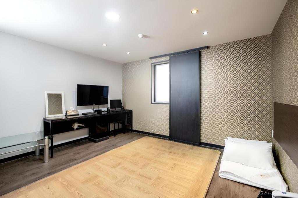 M7 Business Hotel Chilgok Exteriér fotografie